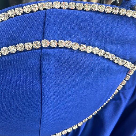 V-neck Rhinestone Decor Mini Dress - Picture 3 of 9